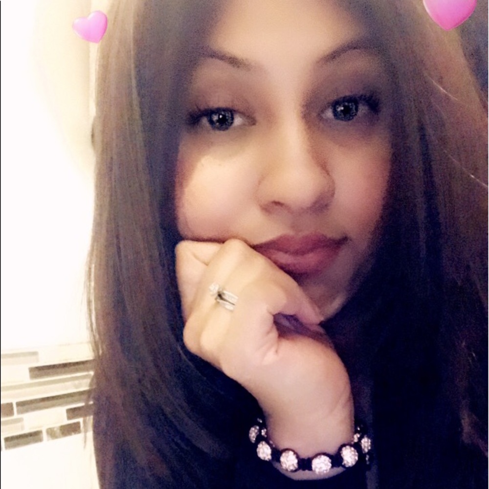 Meet your Posher, Dama